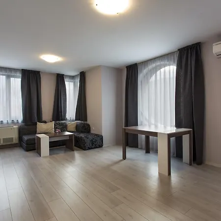 Provadia فندق 2*